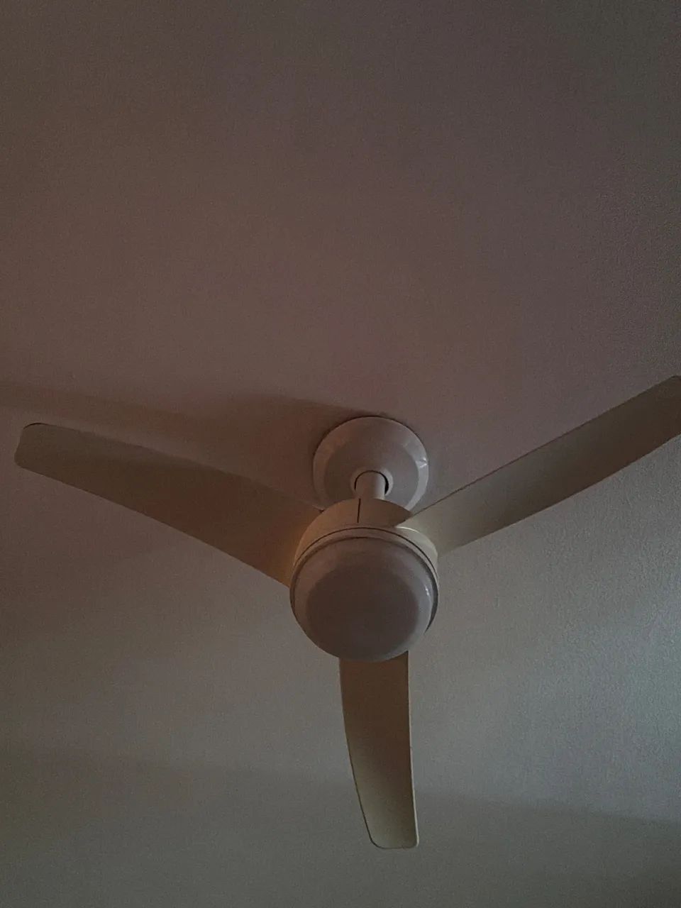 Ventilador de teto com lâmpadas  - Foto 2