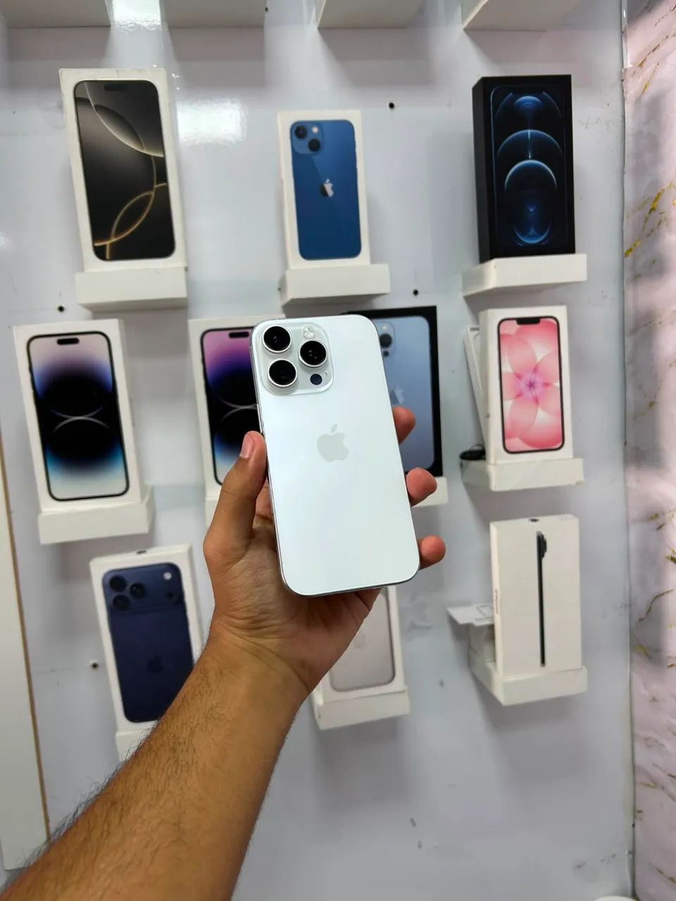 IPHONE 15 PRO 256GB 