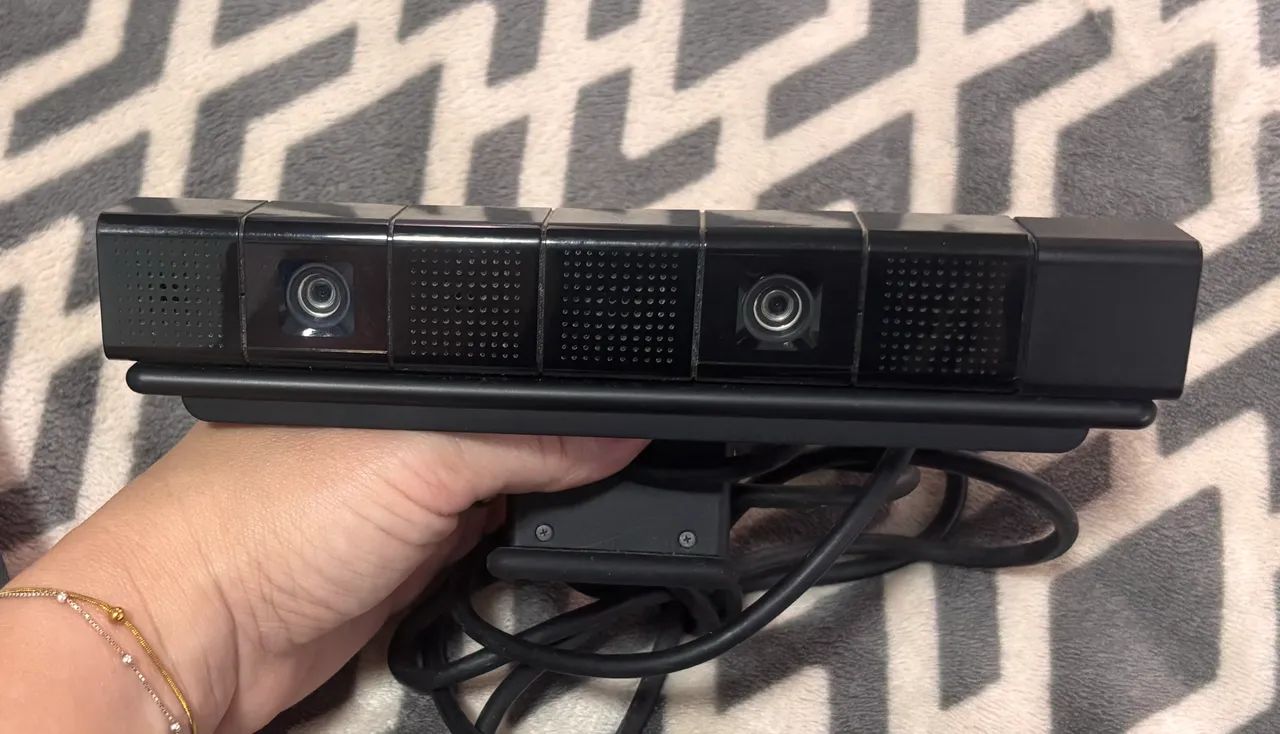 Câmera ps4 slim