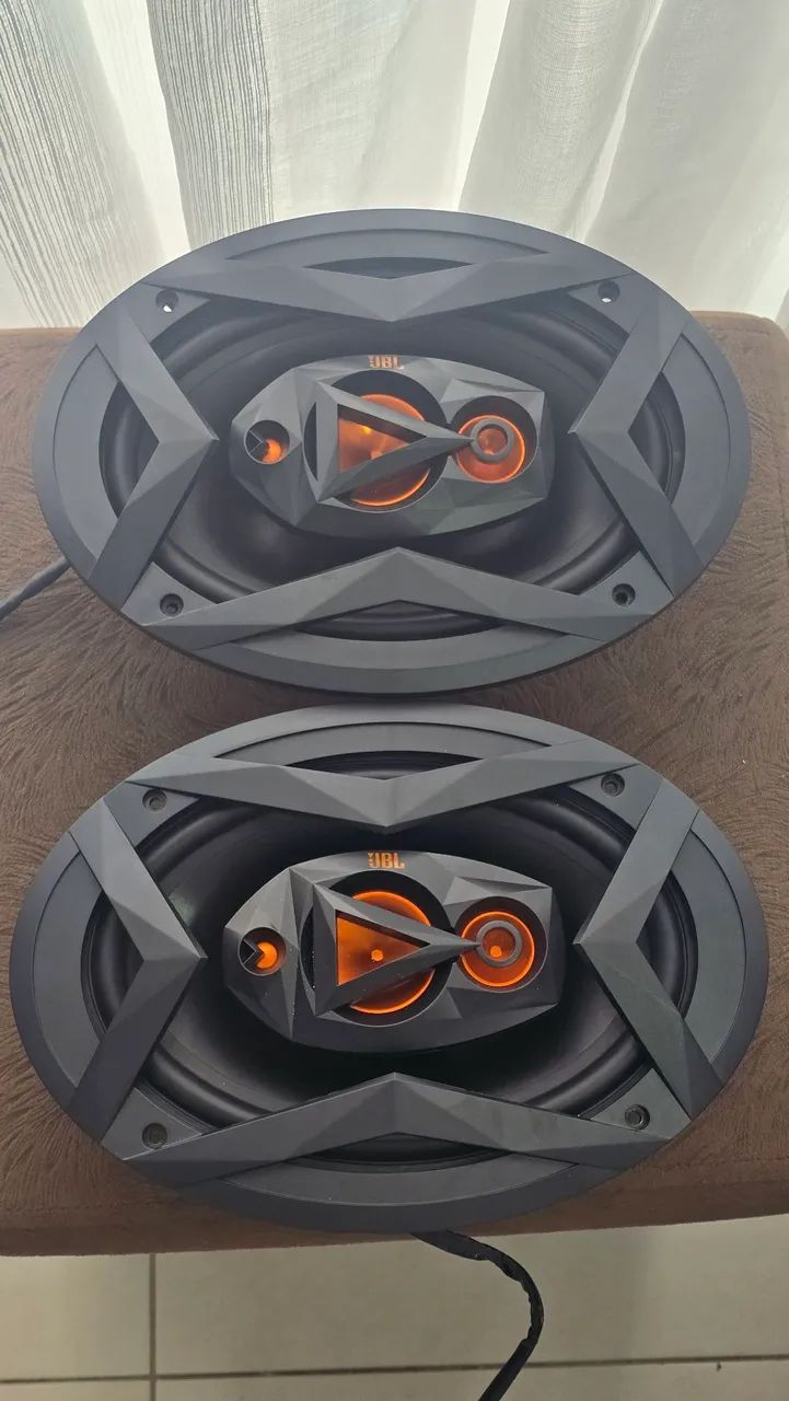 Par JBL Selenium Flex3 6x9" - 100W RMS cada
