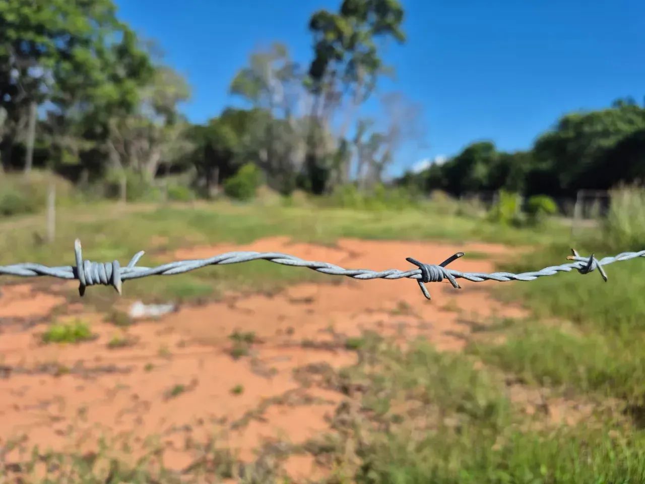 VENDA DE TERRENO NO PAJUÇARA