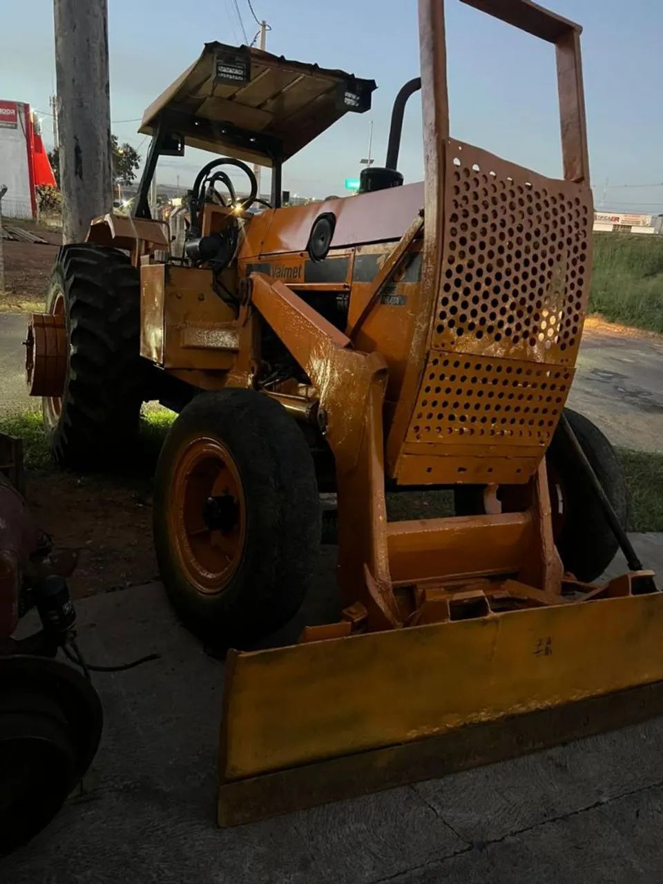 Trator Valmet 128  - Foto 2
