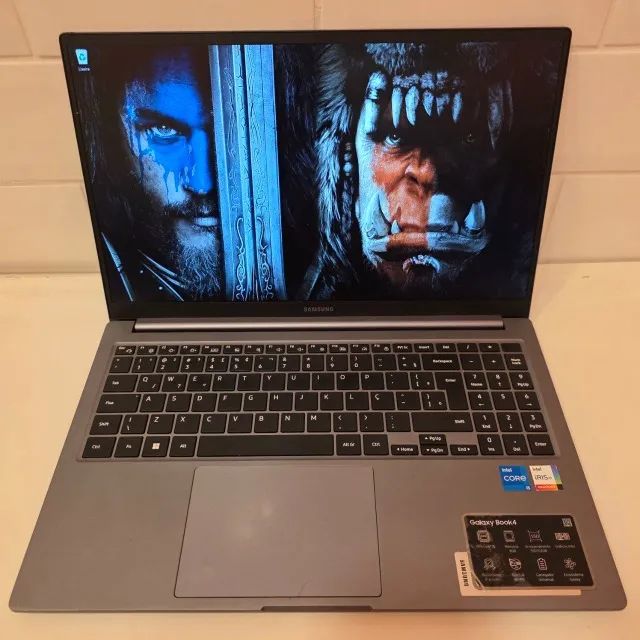 Notebook Samsung GalaxyBook4 i5 13th - 8Gb Ram - Intel Iris Xe - 512Gb SSD