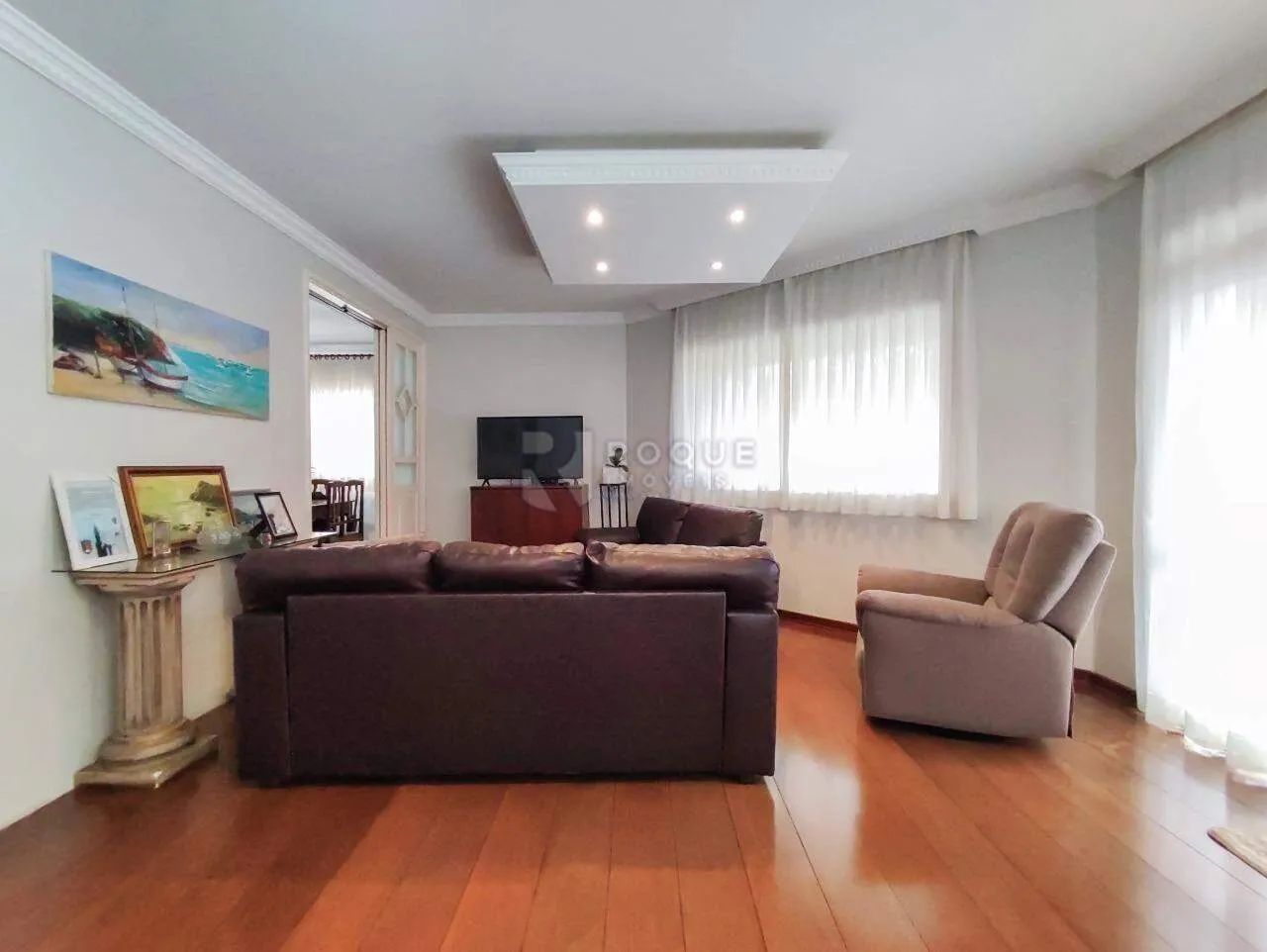 Apartamento com 3 dormitórios e suíte com closet - Centro - Foto 3