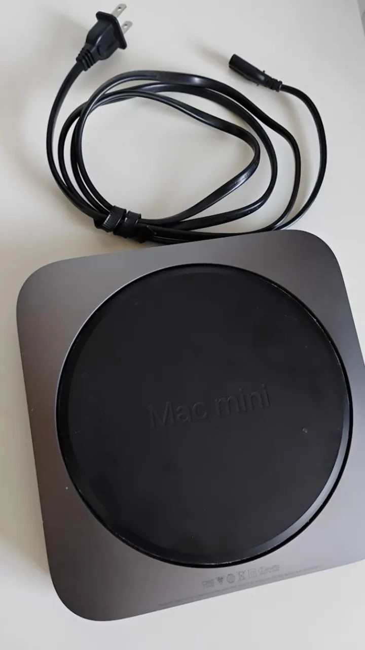 Mac mini i7 16GB 256GB 2018モデル 美品 Mac mini (2018) Intel i7 16GB / 512GB, Modelo A1993 - Computadores