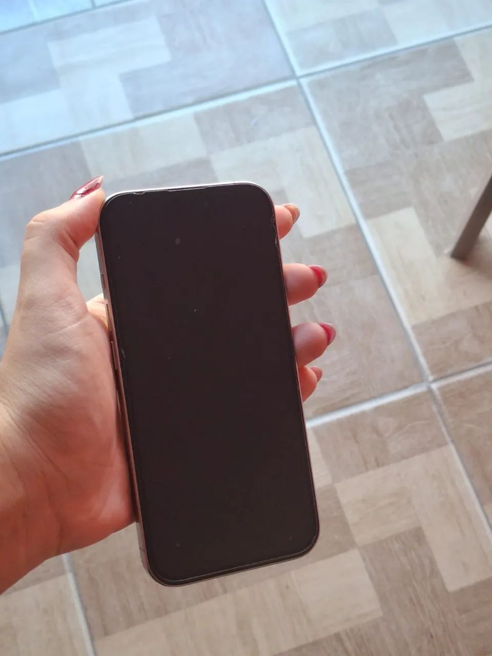VENDO IPHONE 15 PRO - Foto 4