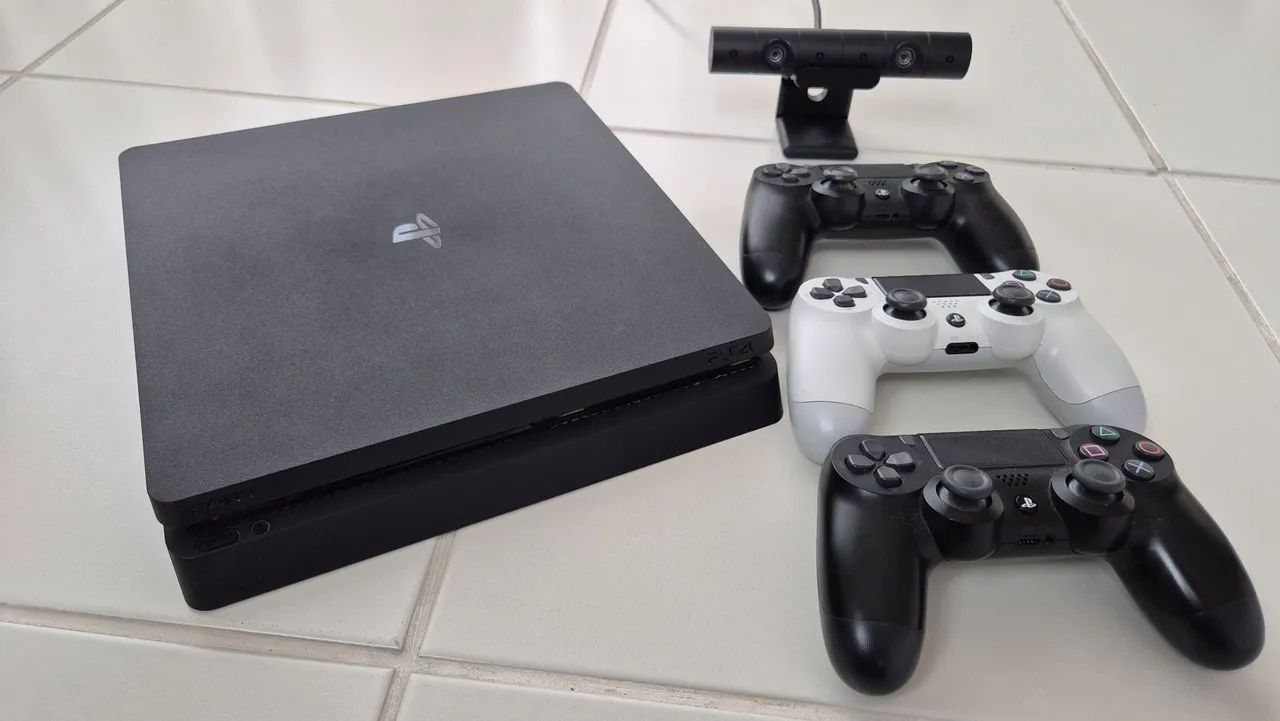 PlayStation 4 com 3 controles e câmera original - Foto 2