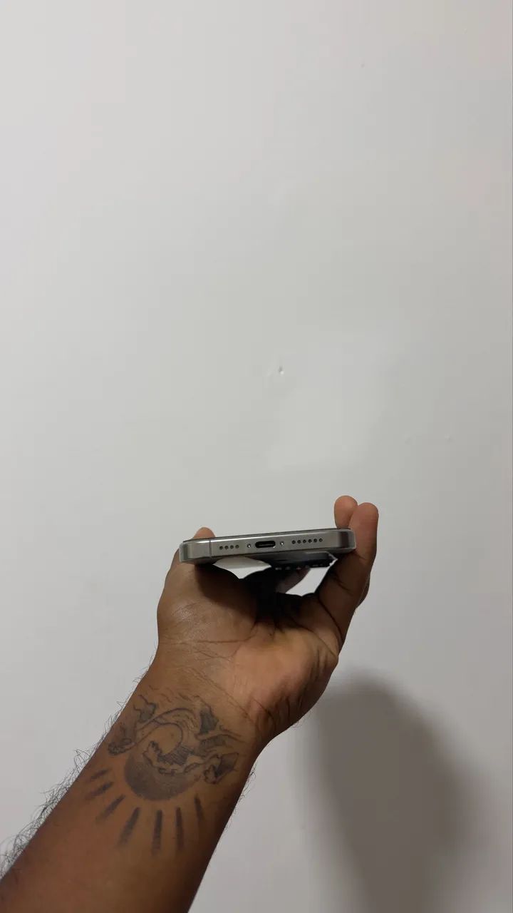 IPHONE 16 PRO MAX  - Foto 3