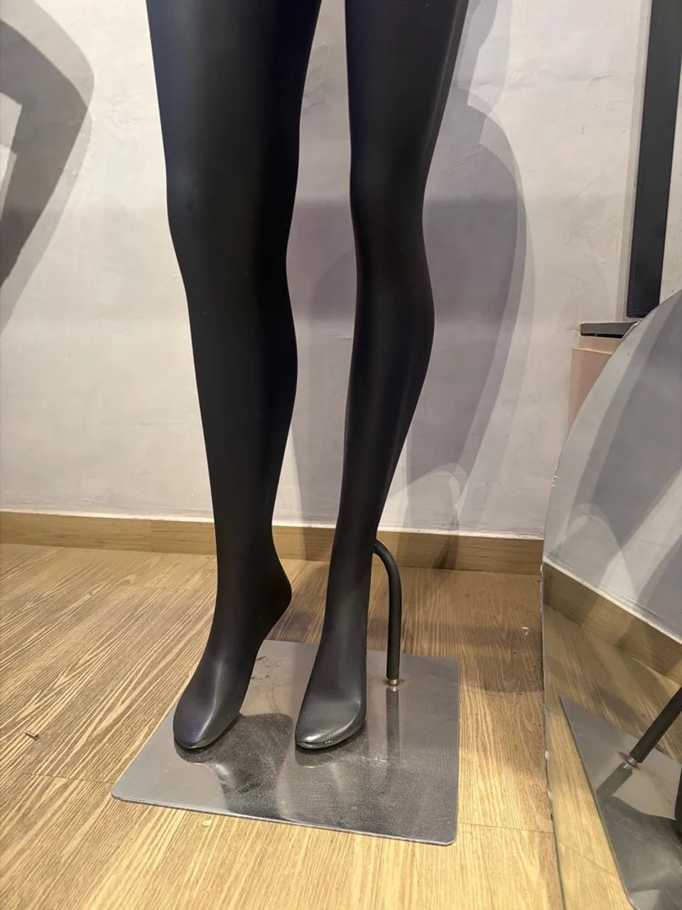 Manequim feminina  - Foto 2