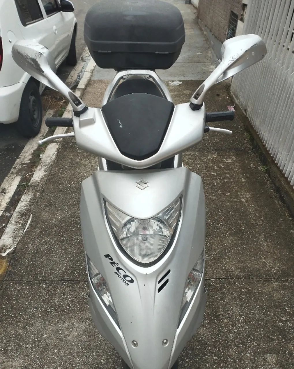 Suzuki Burgmam 125i 2012/2013 - Foto 3