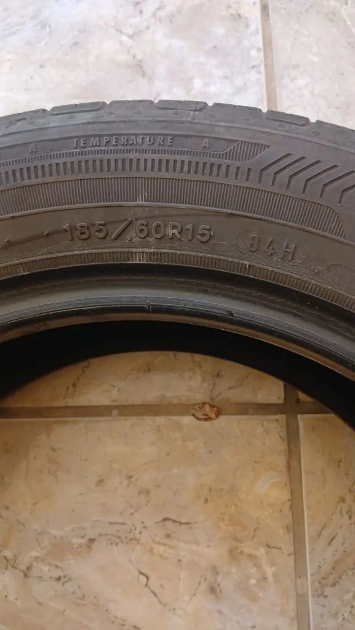2 pneus 185/60R15 usados (meia vida)