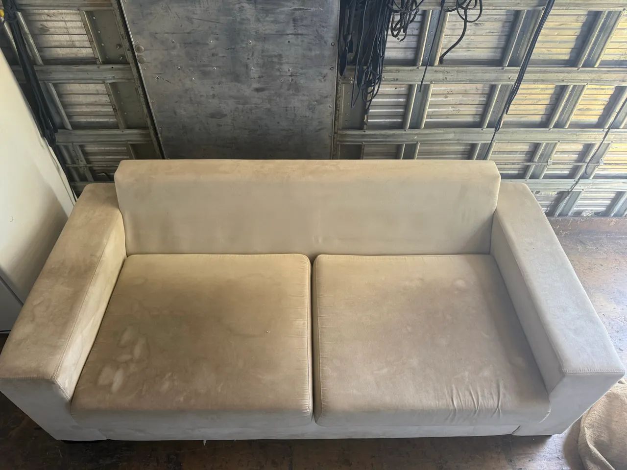 Sofá retrátil Linho Bege 1,95cm - Foto 2