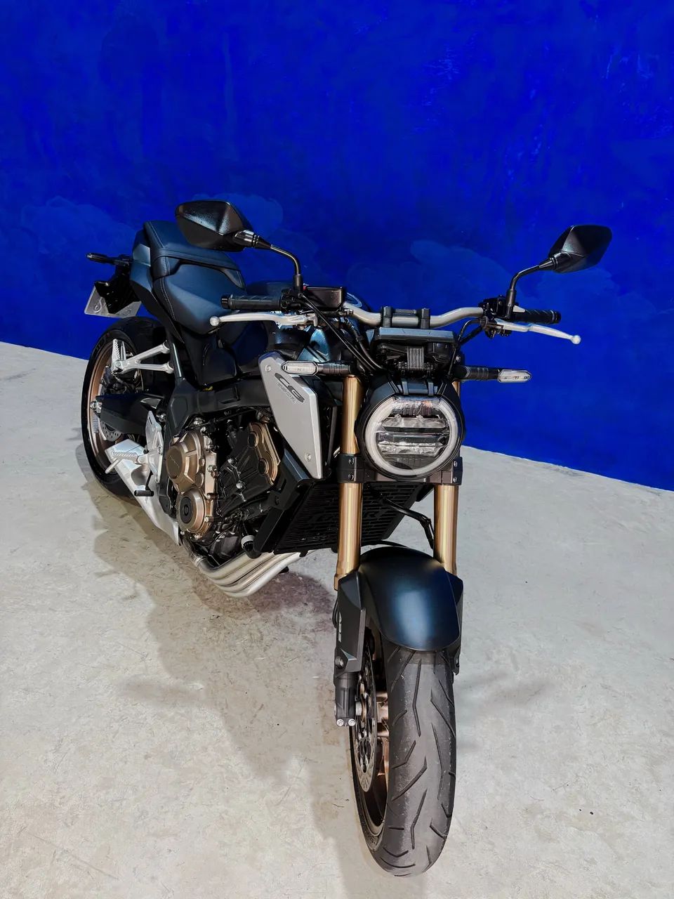 HONDA CB650R BAIXO KM  - Foto 4
