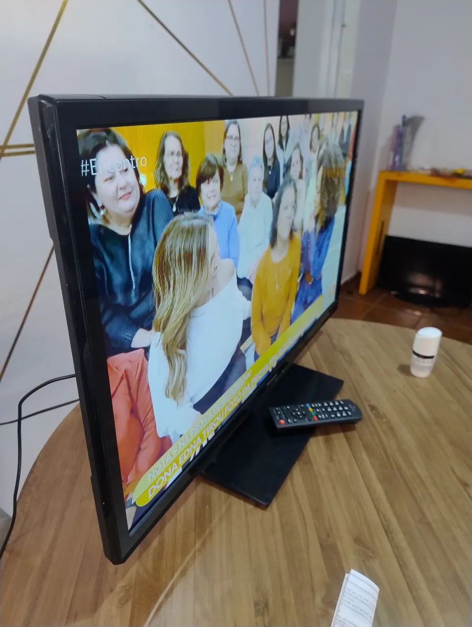 Tv Panasonic 32 polegadas led. - Foto 2