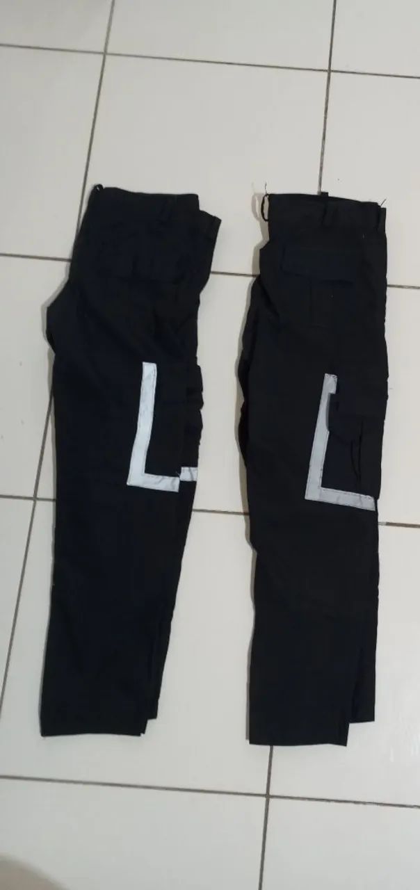 Calça tática na cor azul