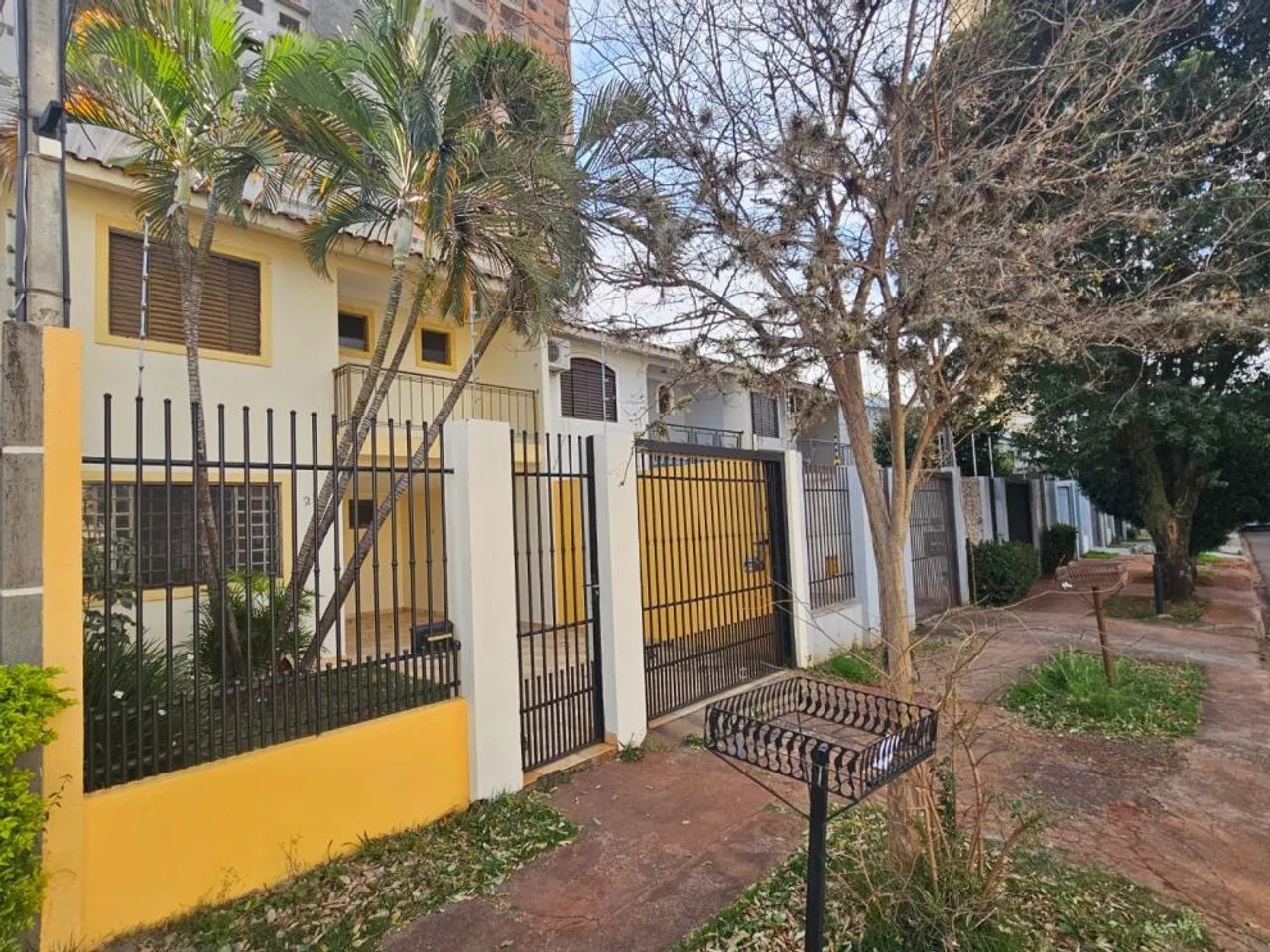 LOCAÇÃO | Sobrado, com 3 quartos em Vila Marumby, Maringá - Foto 3