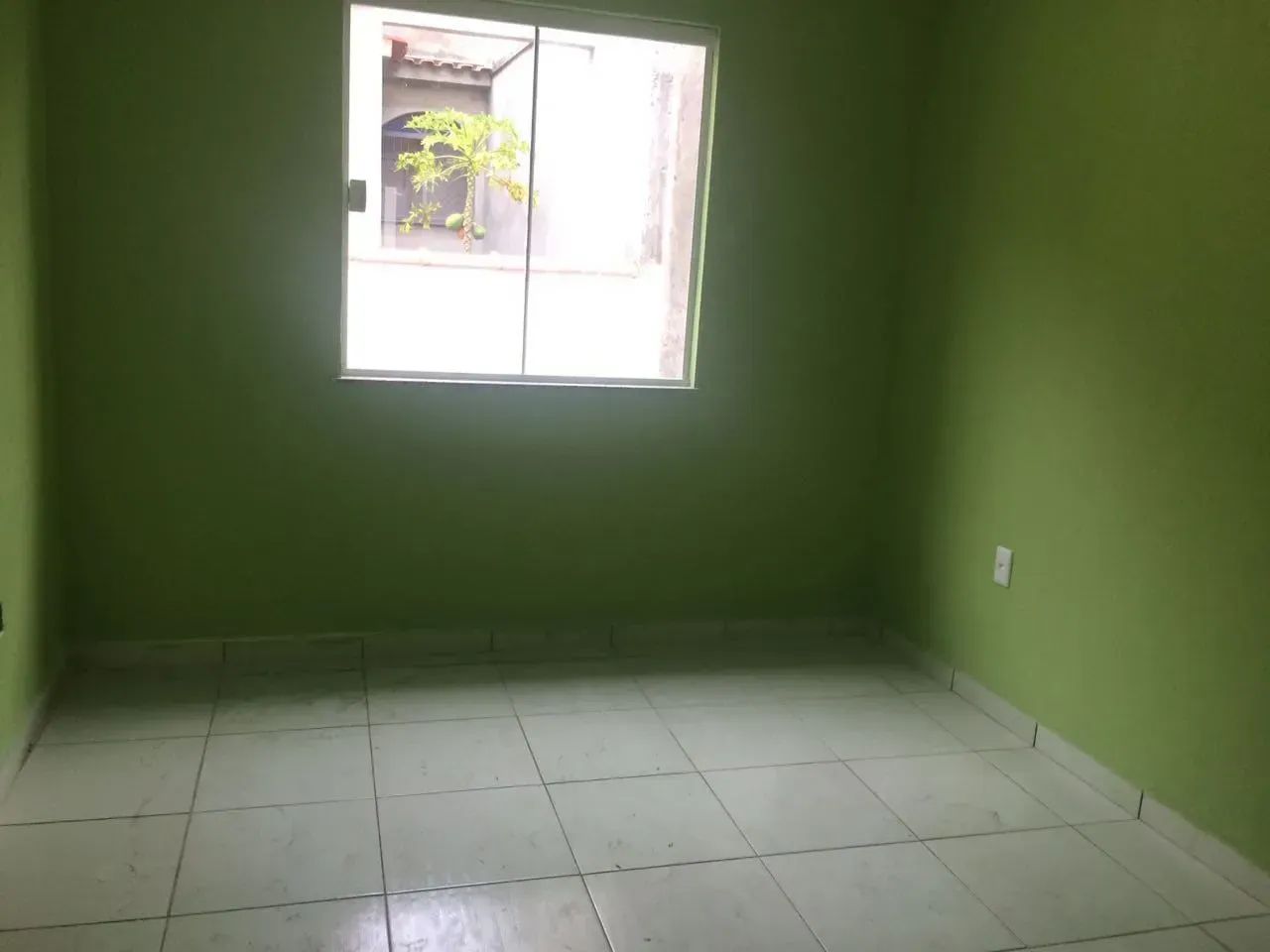 CASA COM 2 QUARTOS EM REALENGO - ACEITO ENTRADA - Foto 2