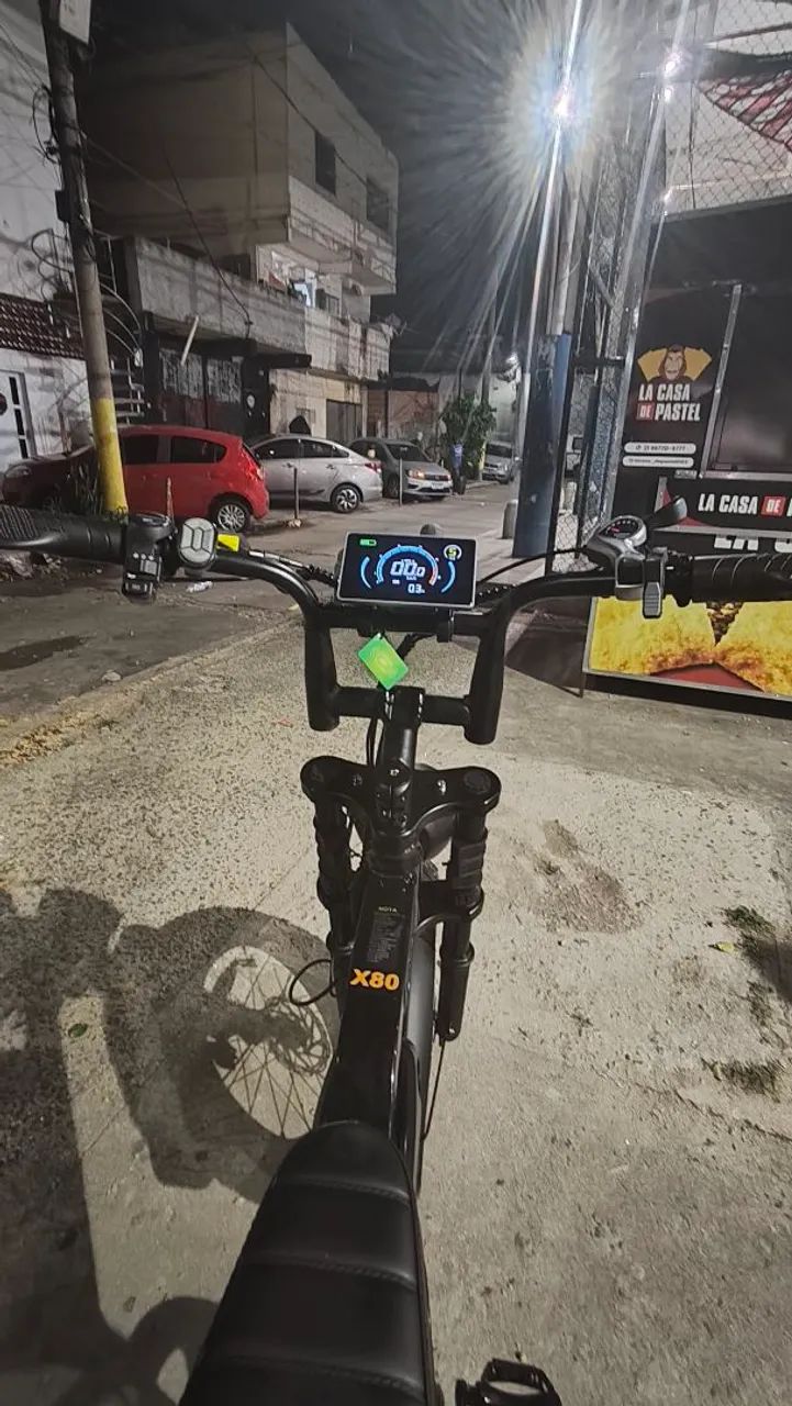 VENDO X80 PRO. SOMENTE 3 MESES DE USO. MAIS INFORMAÇÕES NO PV ...