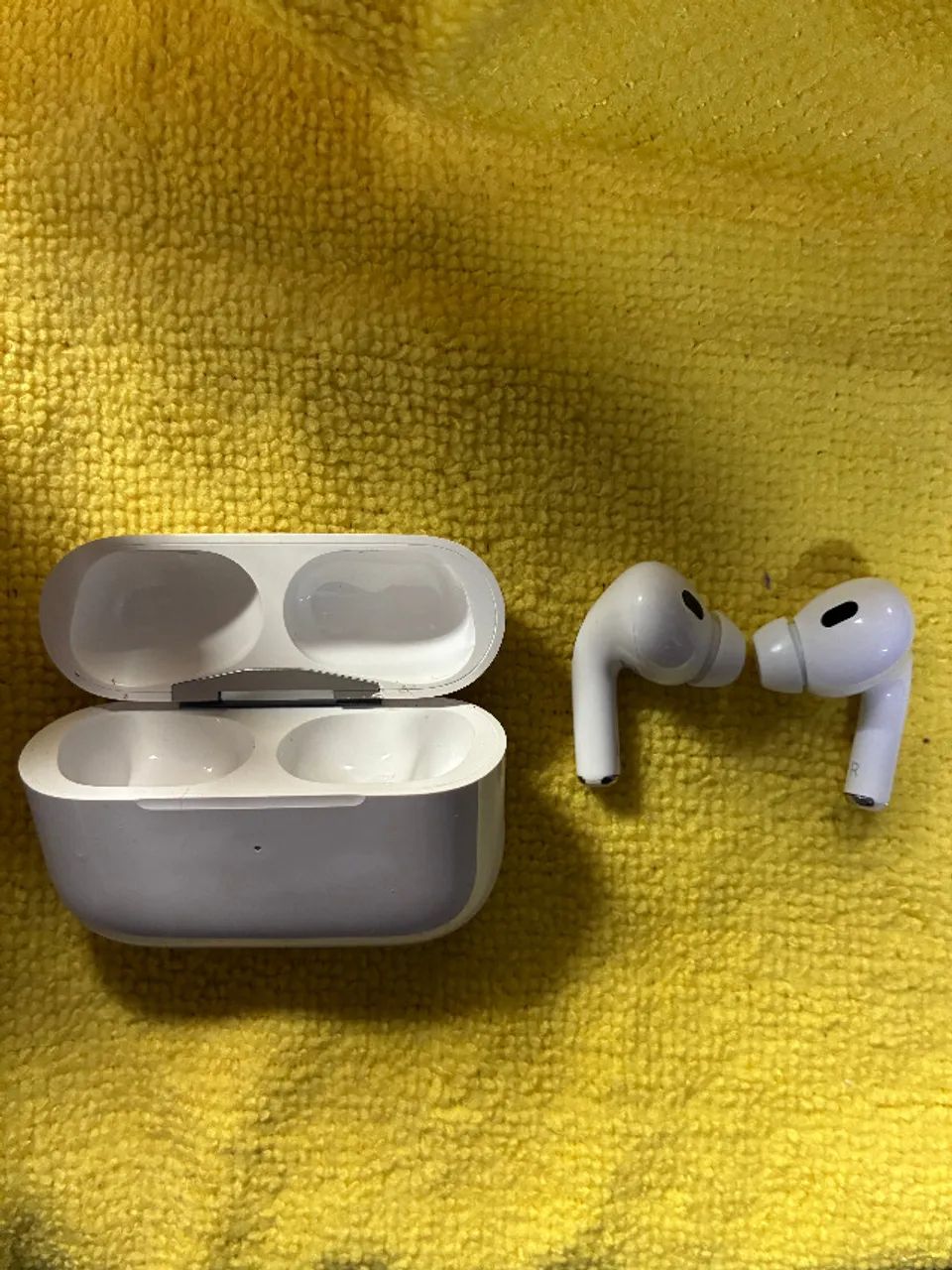 AirPods Pro (2nd generation) - Foto 2
