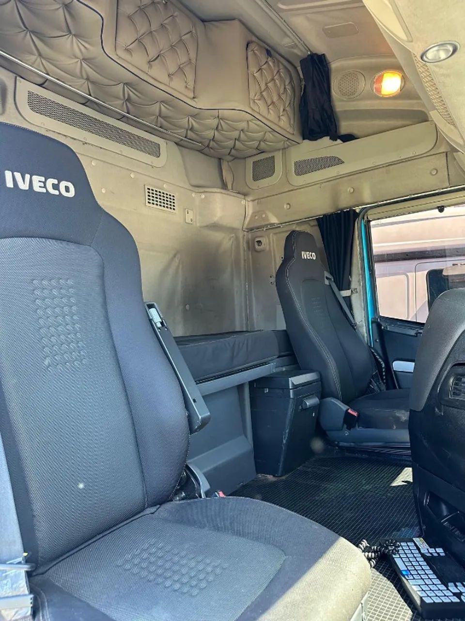 Iveco Hi-Way 440 6x2 2019 - Foto 9