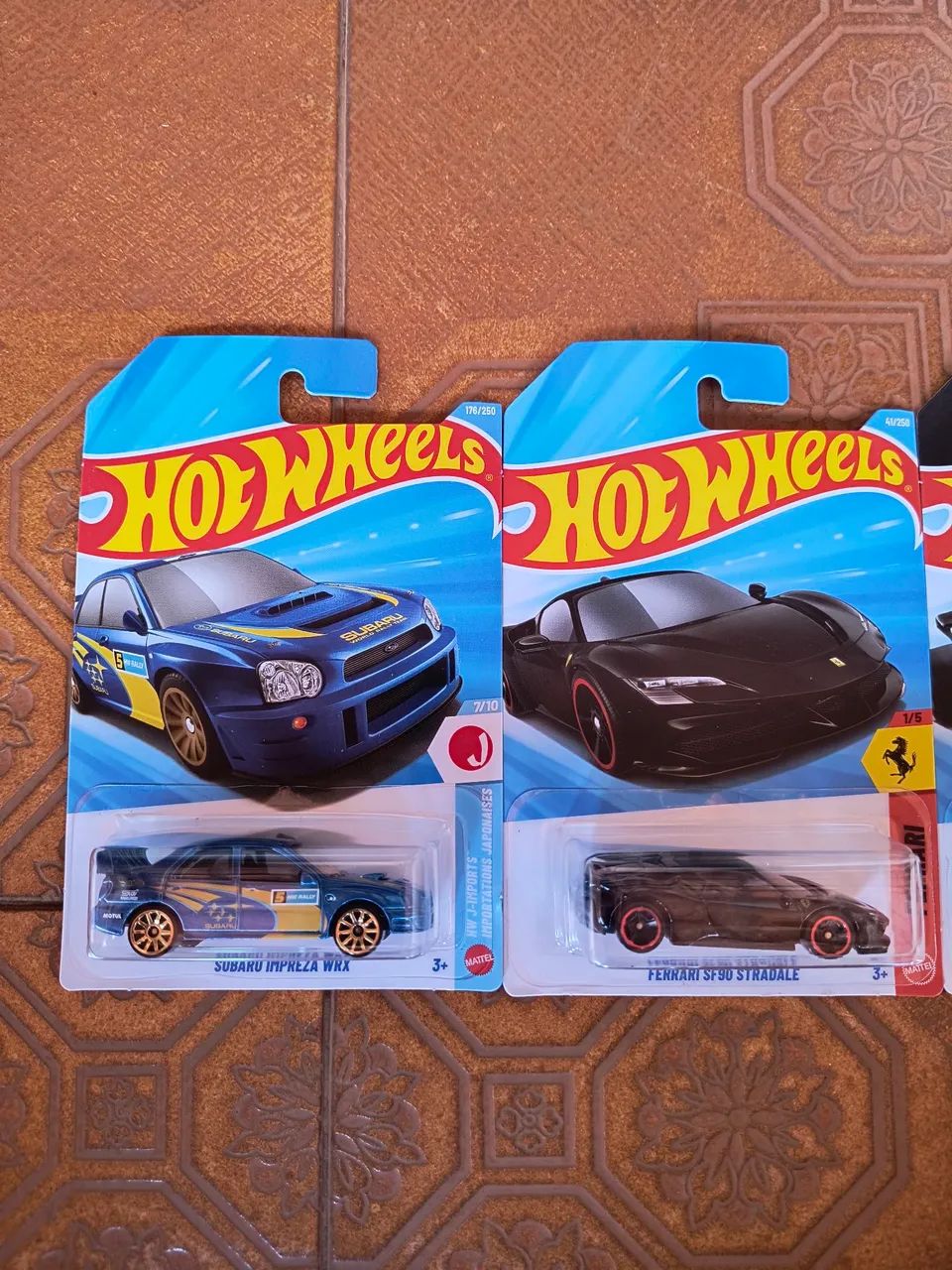 Hot Wheels formula 1, subaru e Ferrari sf90. - Foto 3