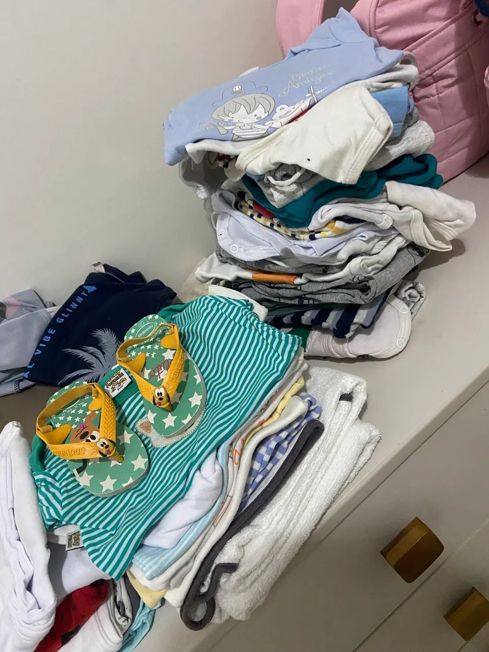 Troco roupas de bebê menino