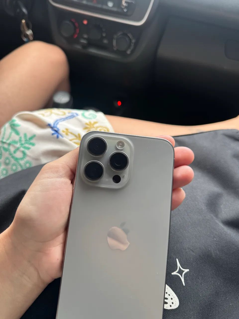 iPhone 15 Pro Max 256gb - Foto 2