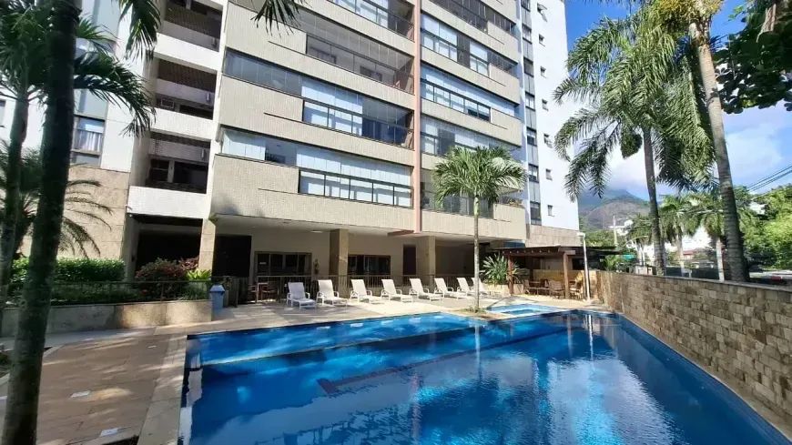 COBERTURA DUPLEX - 05 QUARTOS (SENDO 04 SUITES) - COND. ILLIMITATO