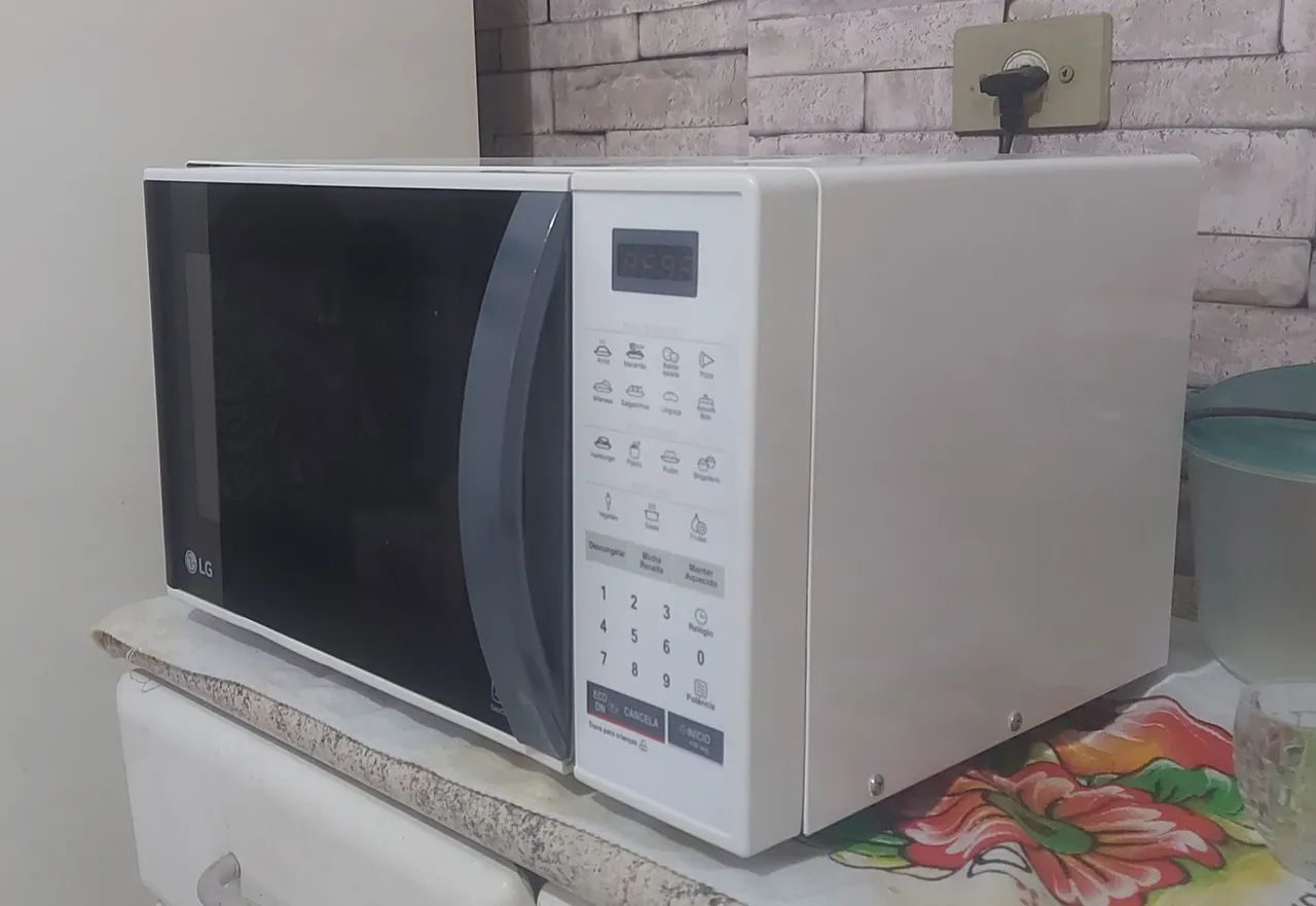 Microondas Panasonic 23 Litros Leia o anúncio 
