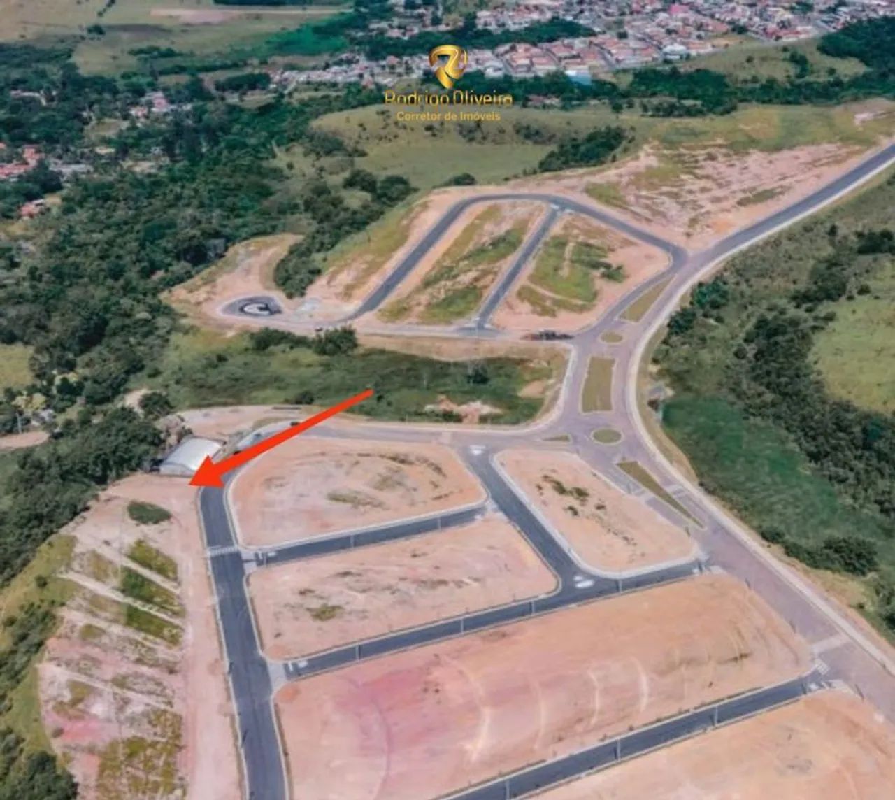 Terreno Plano à Venda na Zona Sul de SJC - Vila Amélia - 245 metros.