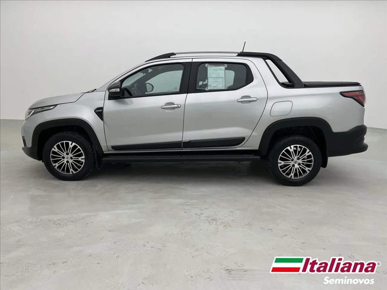 Fiat Strada Ranch 1.3 Flex 8V CD Aut. 2023 - Foto 2