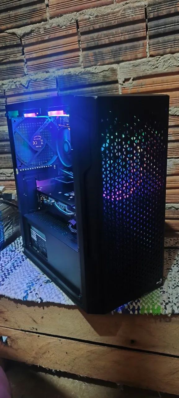 VENDO GABINETE COM RX 580 E OUTRAS PEÇAS  - Foto 4