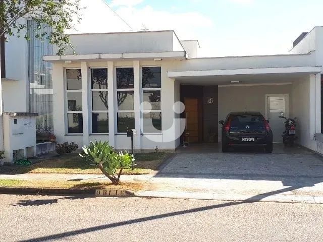 Casa Em Condomínio em Iporanga - Sorocaba