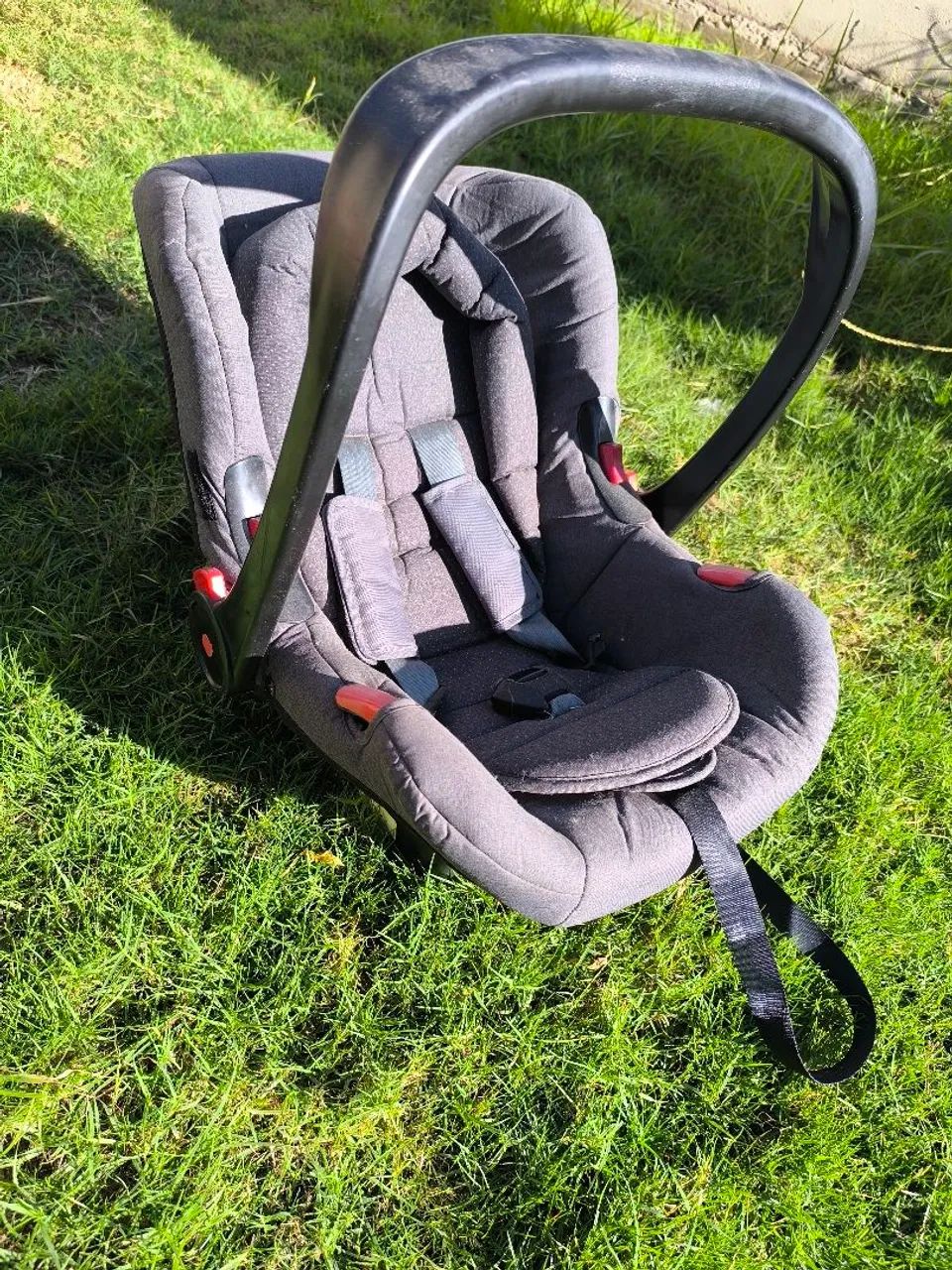 Carrinho de bebe e bebê conforto  - Foto 5