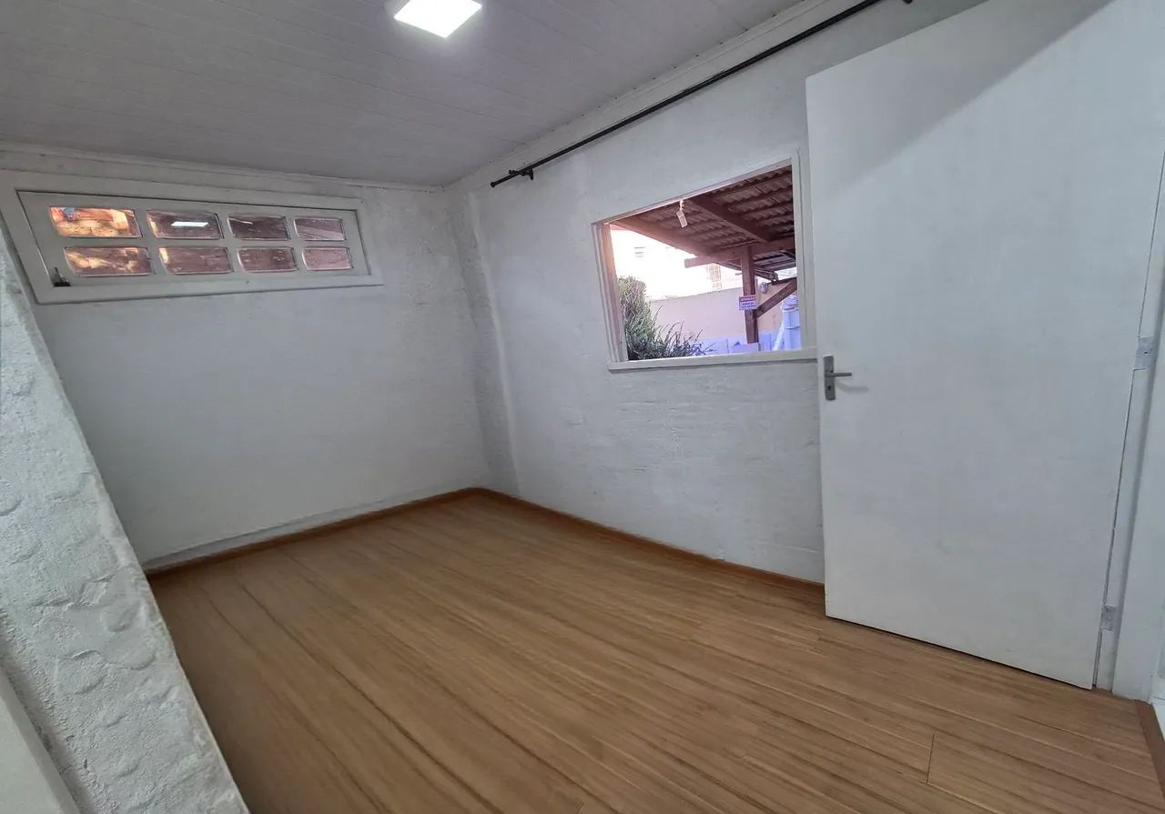 Kitinet no Batel com luz, água, taxas e Internet incluidos  - Foto 2