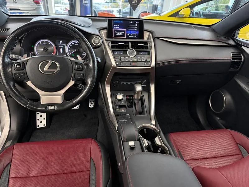 Lexus NX-200t F-sport 2.0 16V 238cv Aut., foto 10 de 15