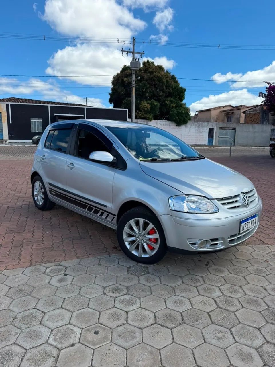 Volkswagen Fox Fox Plus 1.0Mi/ 1.0Mi Total Flex 8V 4p 2006