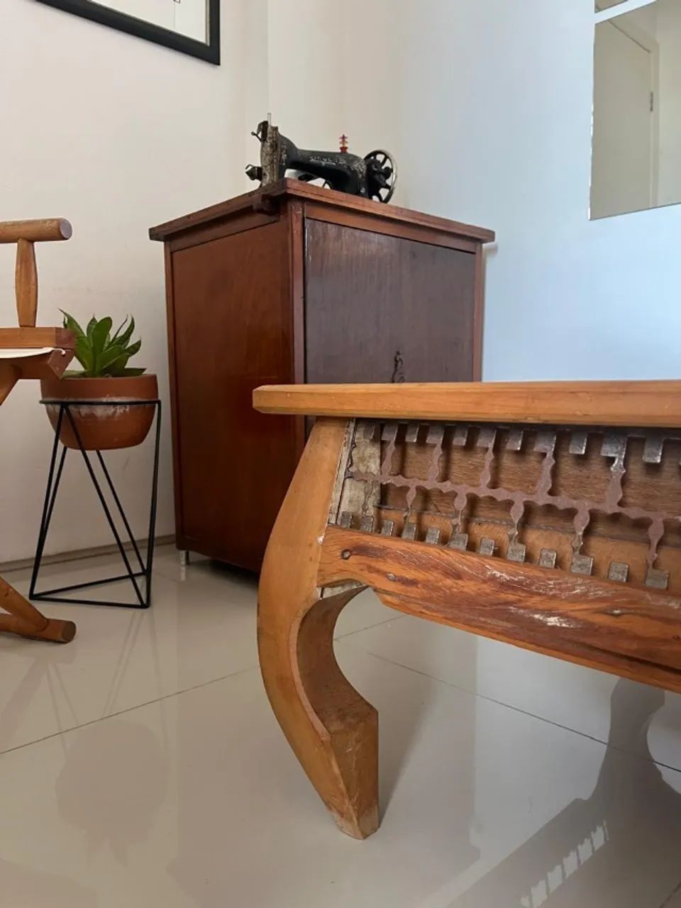 Mesa de centro pés de tartaruga.  - Foto 2