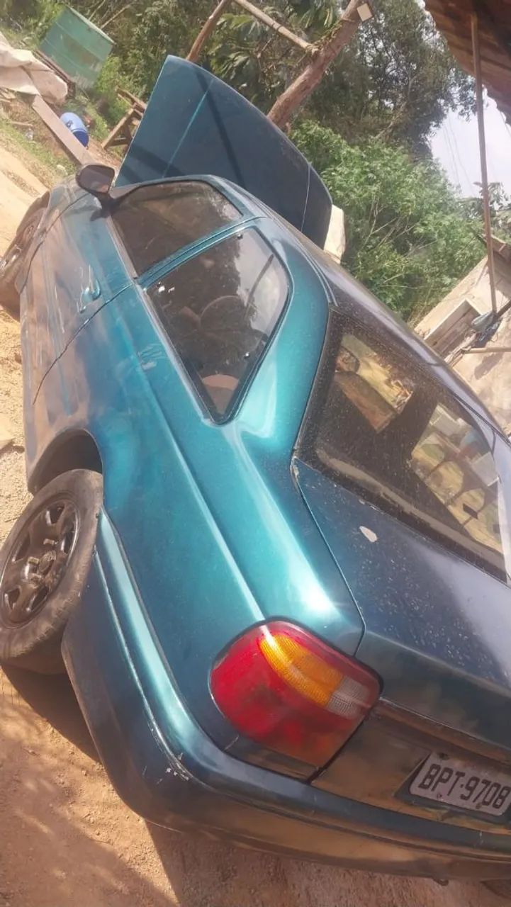 Volkswagen Logus 1.8 / CLI / CL (álcool) 1995 - Foto 3