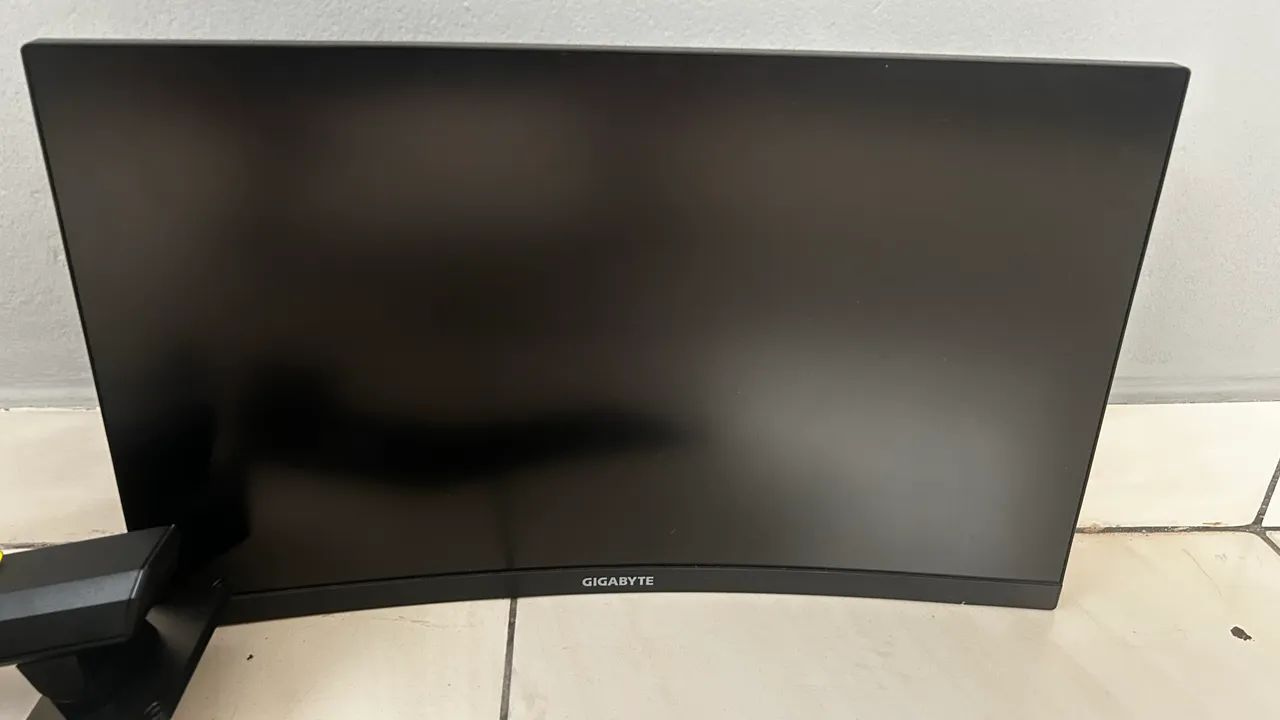 Monitor 27? 165hz completo 