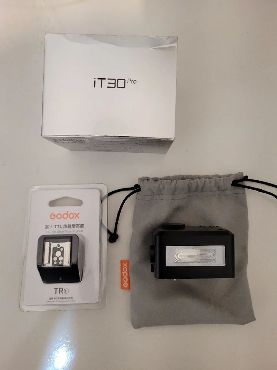 Kit Flash Godox iT30 Pro F (Fujifilm) Com Adaptador TTL Riser  TR-F fuji