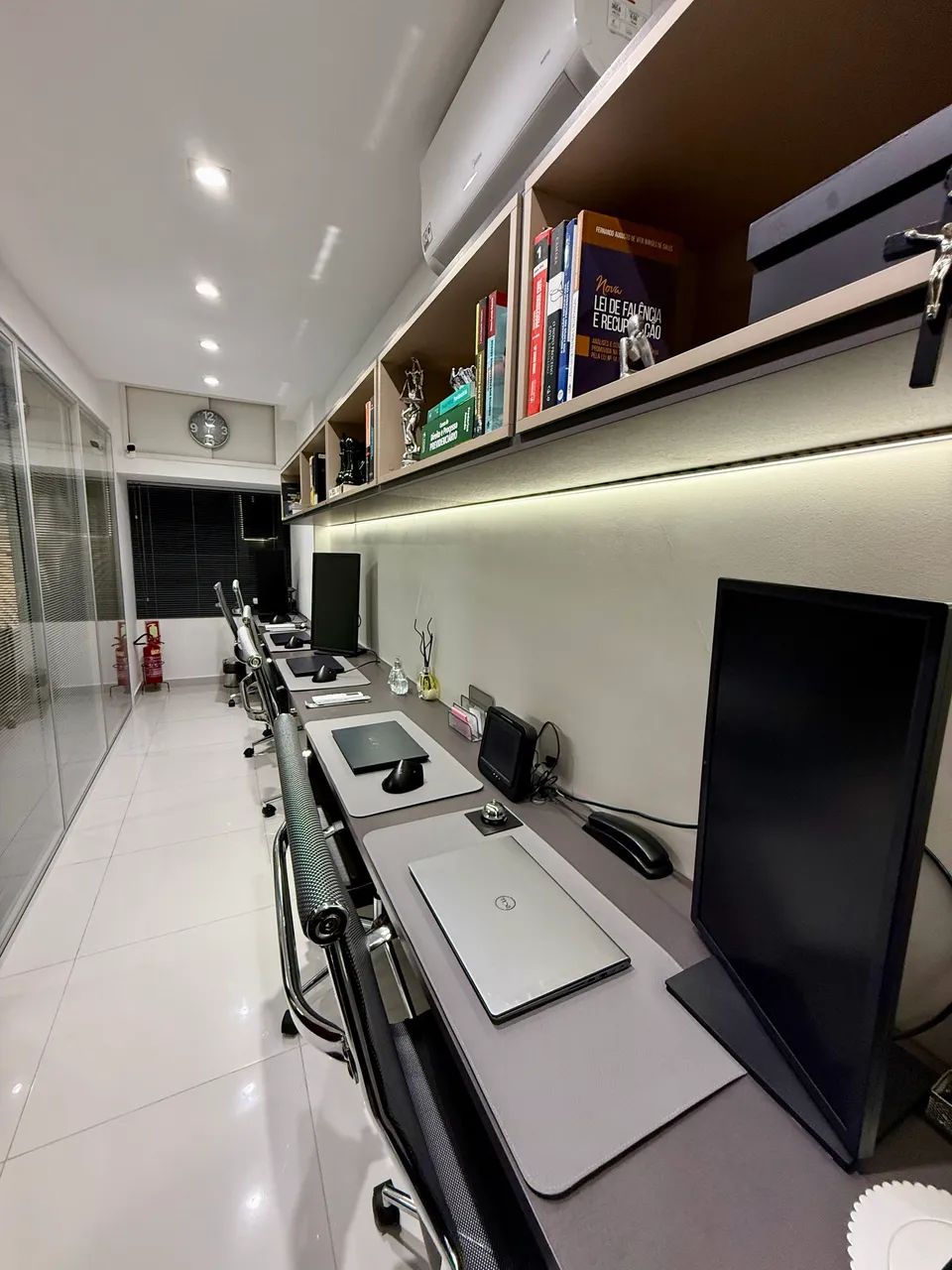 Sala comercial de Alto padrão - perto do Salvador Shopping  - Foto 6