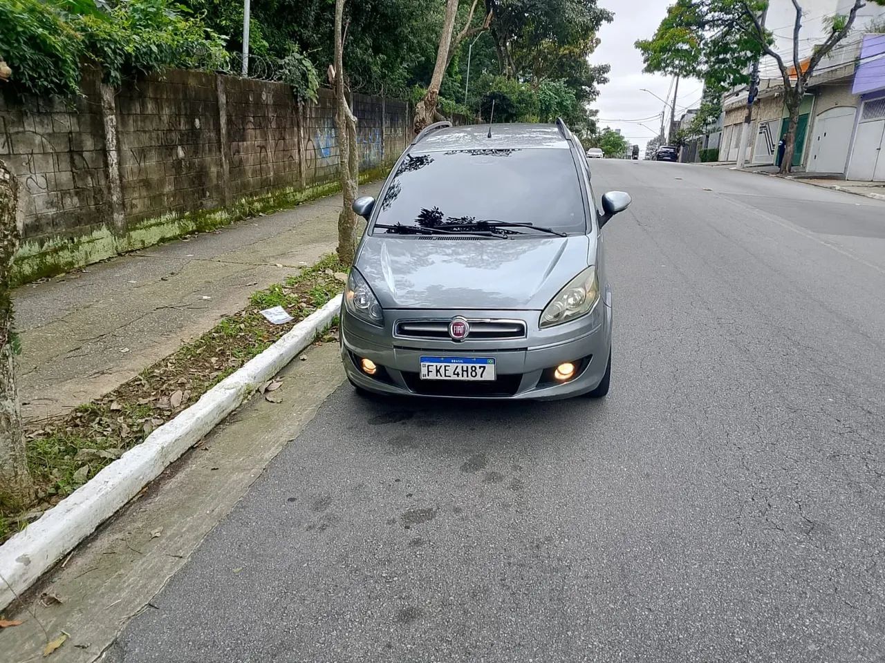 Fiat Idea Attractive 1.4 Fire Flex 8V 5P 2014 - Foto 2