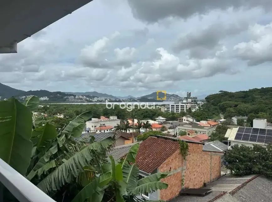 Casa a venda com 282m2 privativos, 3 quartos(suíte), 2 vagas - Cacupé - Fpolis - SC - Foto 2