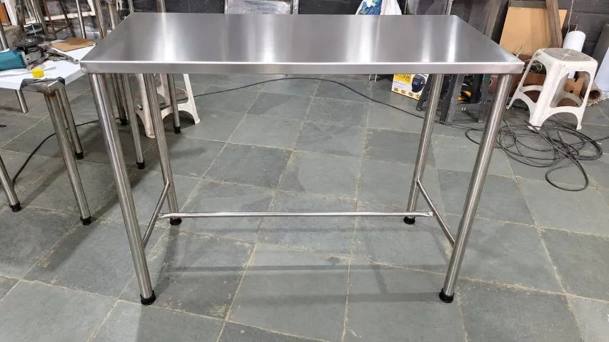 MESA DE MANIPULAÇÃO EM AÇO INOX  - Foto 2