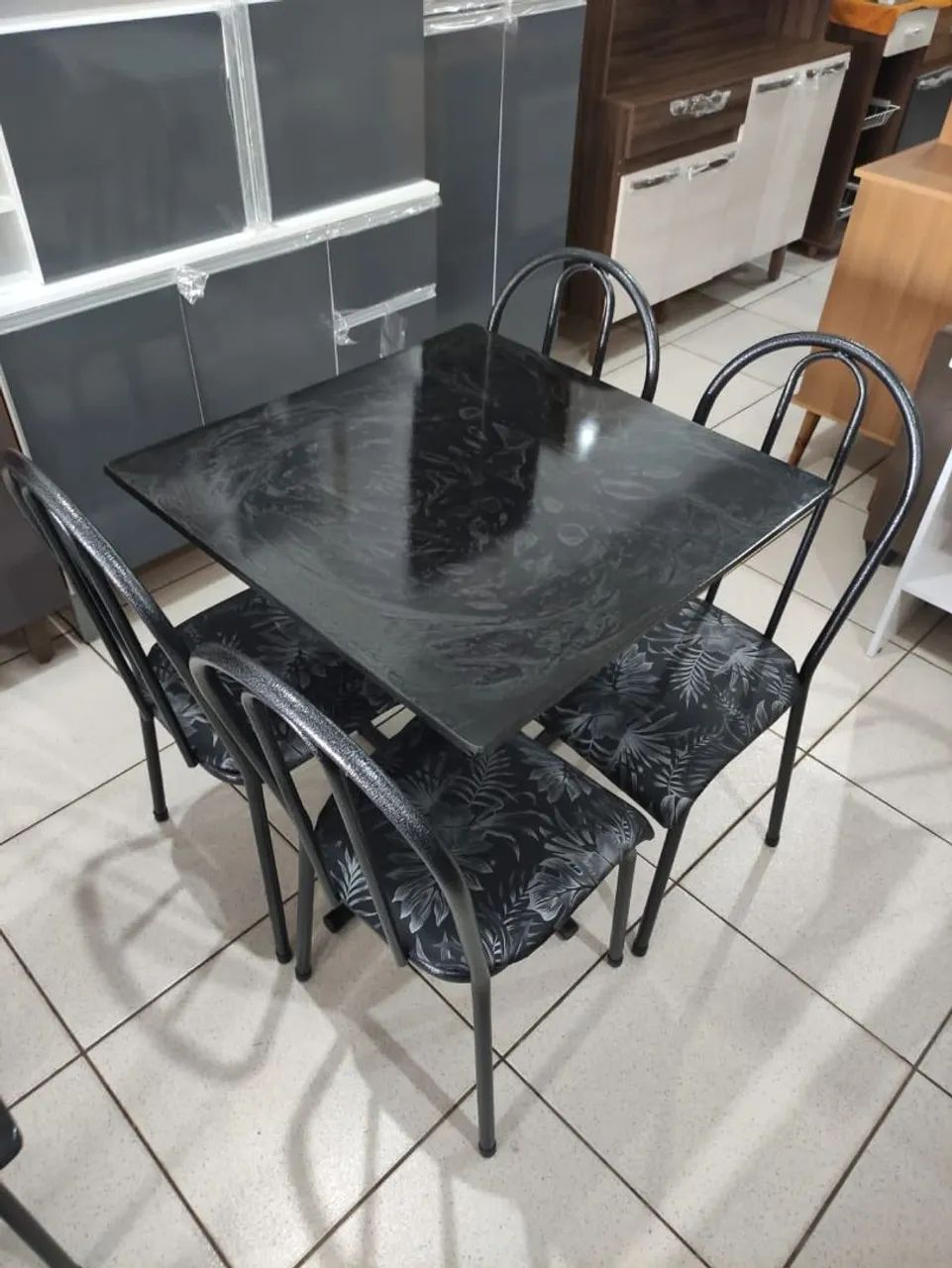 Mesa ardósia 4 cadeiras nova  - Foto 2
