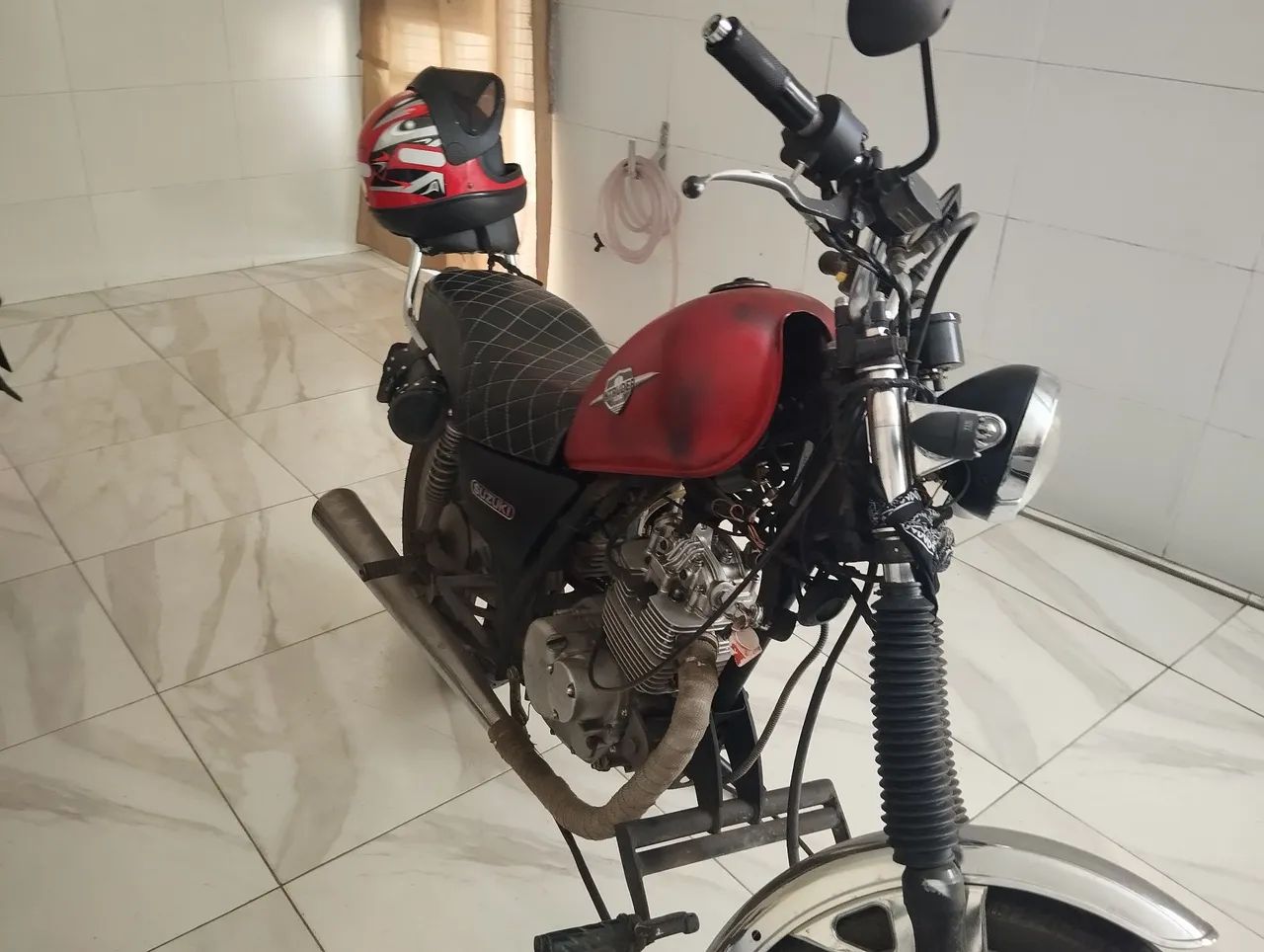 Suzuki intruder 125 customizada