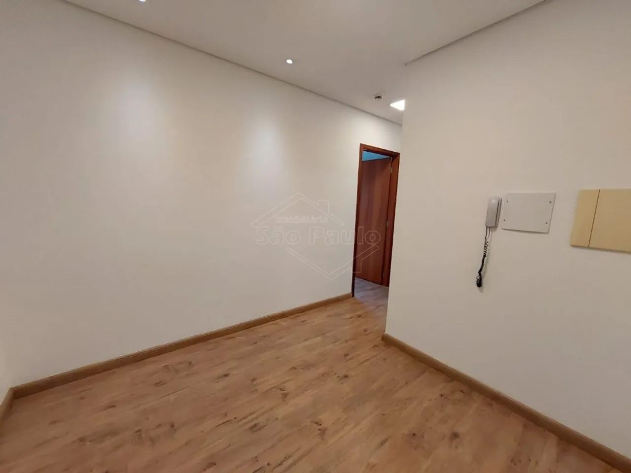 Locação de Comercial / Sala na cidade de Araraquara - Foto 2
