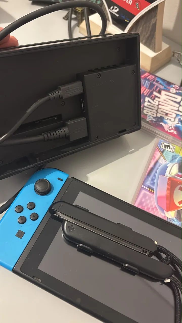 ? Nintendo Switch + + Dock + Acessórios - Excelente estado! - Foto 5