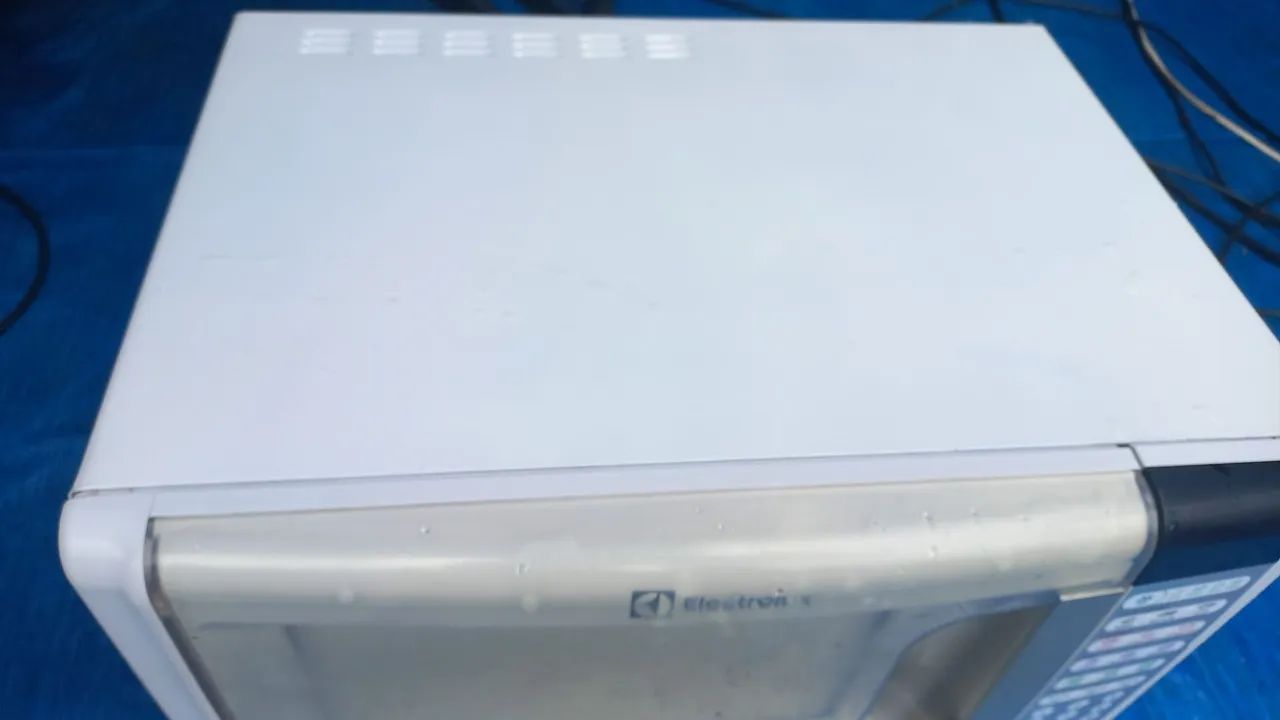 Micro-ondas eletrolux 30 litros - Foto 3